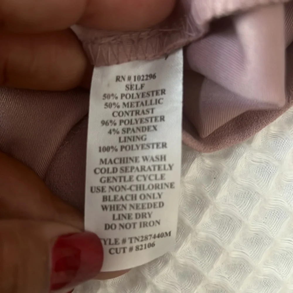 Dress - Picture 4 of 4